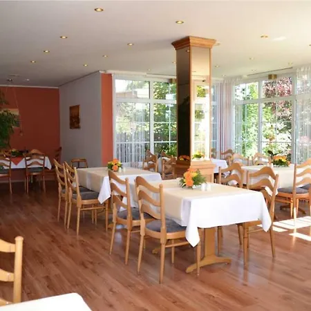 St Hubertus Hotel